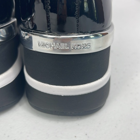 Michael Kors Skyler Bootie Stretch Knit Sz 9 NIB - Picture 7 of 12